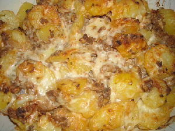 Gratin De Pomme De Terre Et Viande Hachee