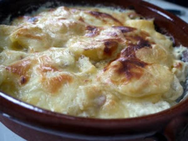 Gratin De Pommes De Terre à La Raclette