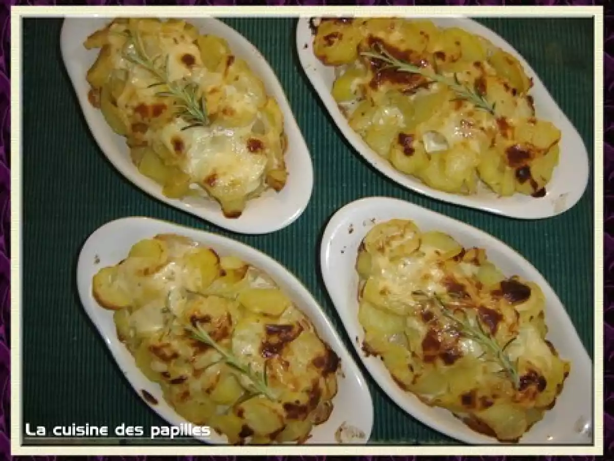 Gratin de pommes de terre à la vache qui rit au chèvre et romarin - photo 2