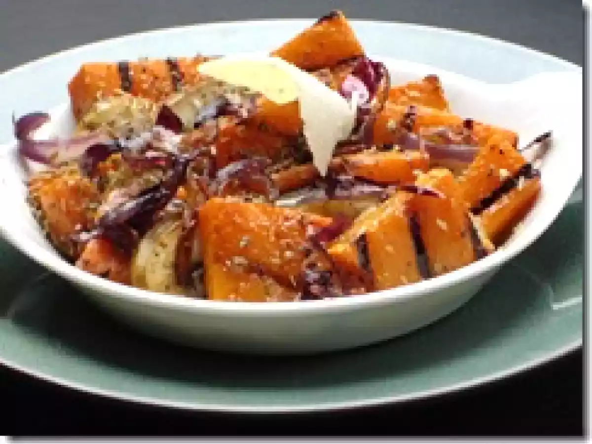 Gratin de Potiron et Champignon aux Oignons Rouges