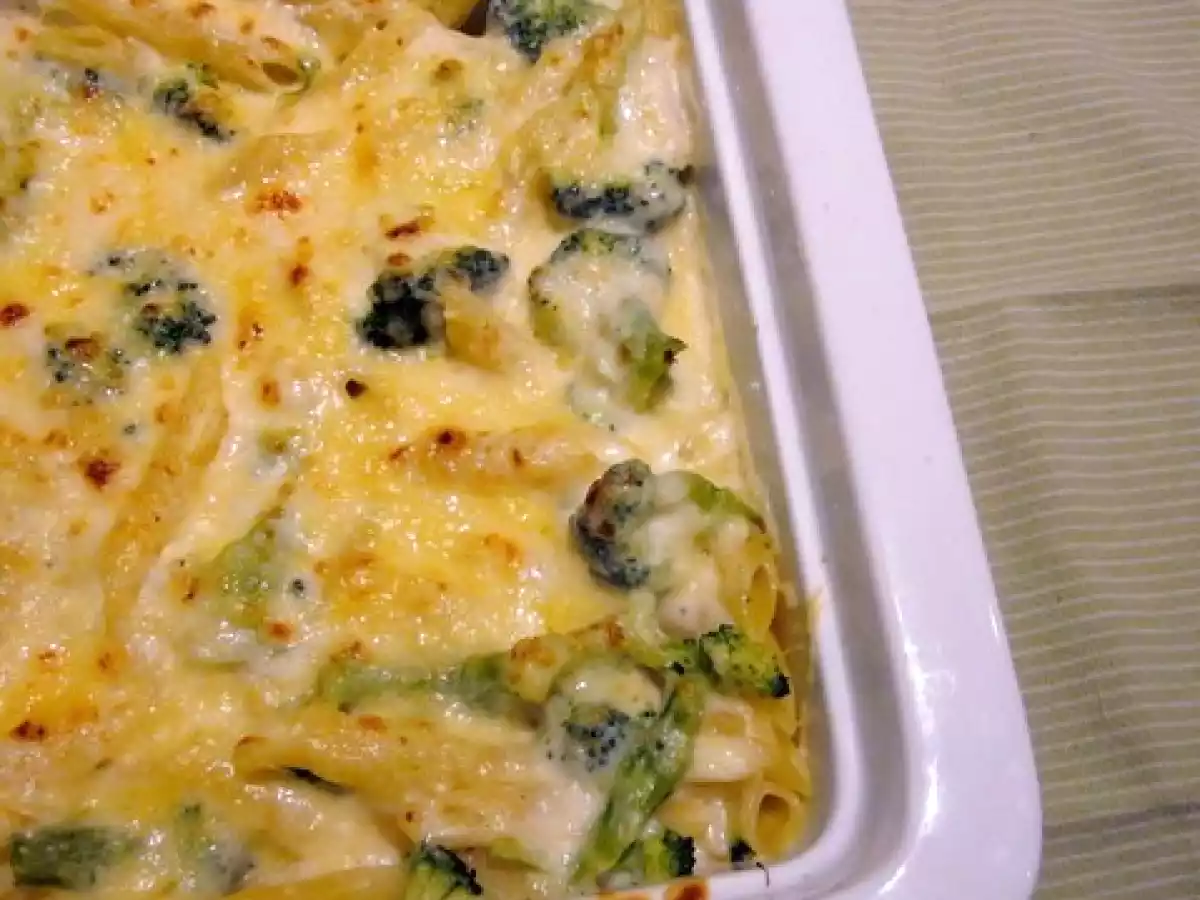 Gratin penne béchamel brocoli
