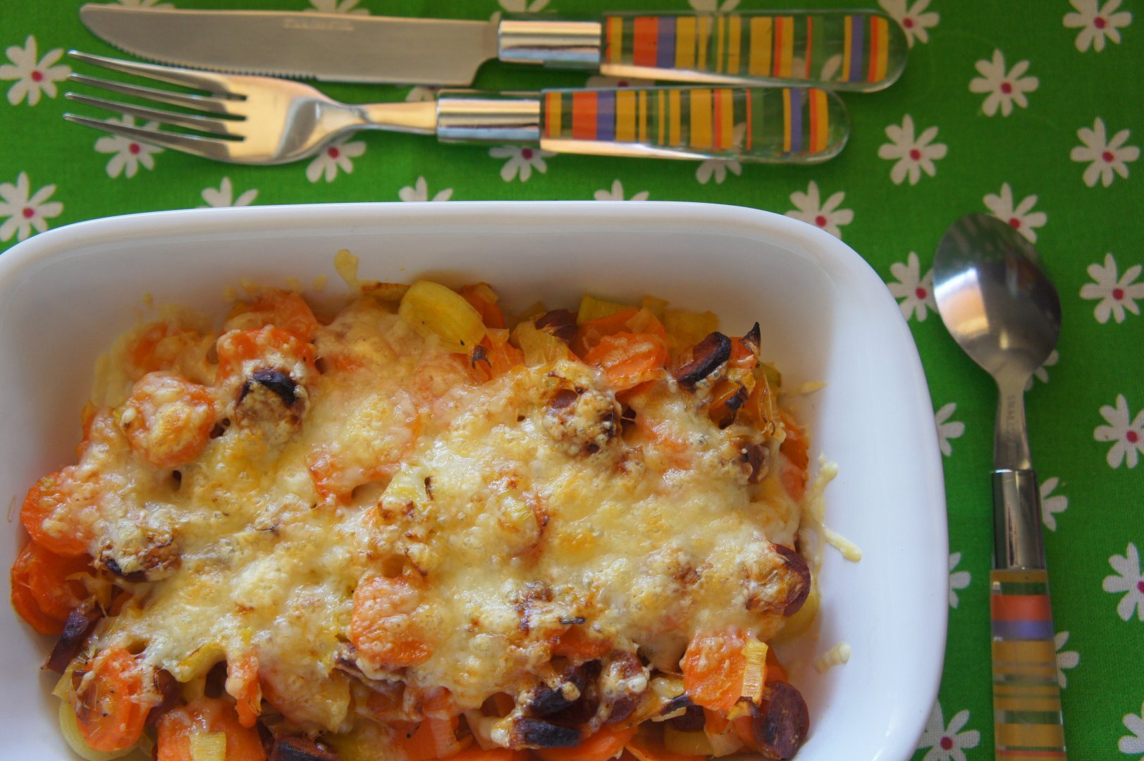 Recette de gratin poireaux, carottes et chorizo