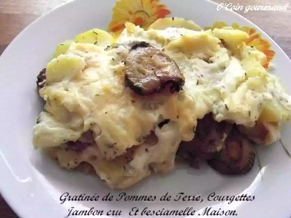 Gratinée crémeuse de pommes de terre, courgettes, jambon cru - photo 2