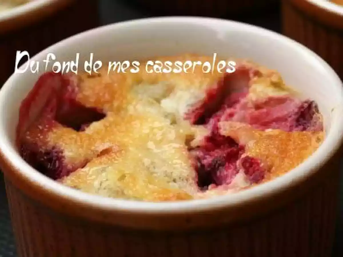 Gratins aux amandes, fraises et rhubarbe - photo 2