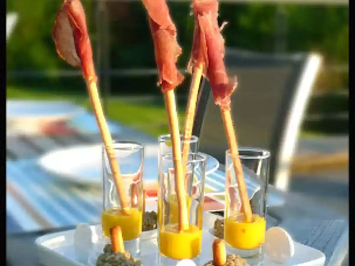 Grissini roulés de Prosciutto et Crème de Mangue