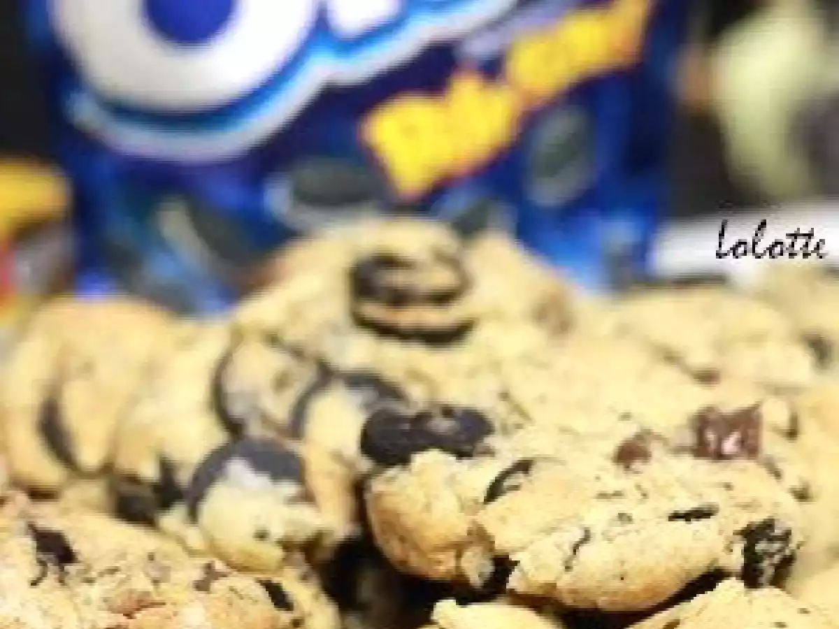 Gros cookies fondants aux brisures d?oreos, de chocolat et de noix,  - photo 2
