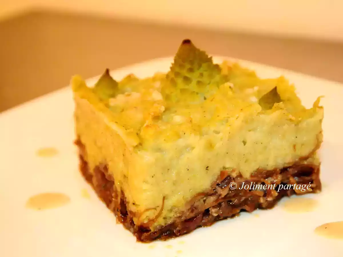 Hachis de canard confit et purée de choux romanesco