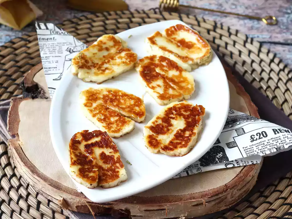 Halloumi cuit à la poêle en version sucré salé au miel et romarin - photo 3