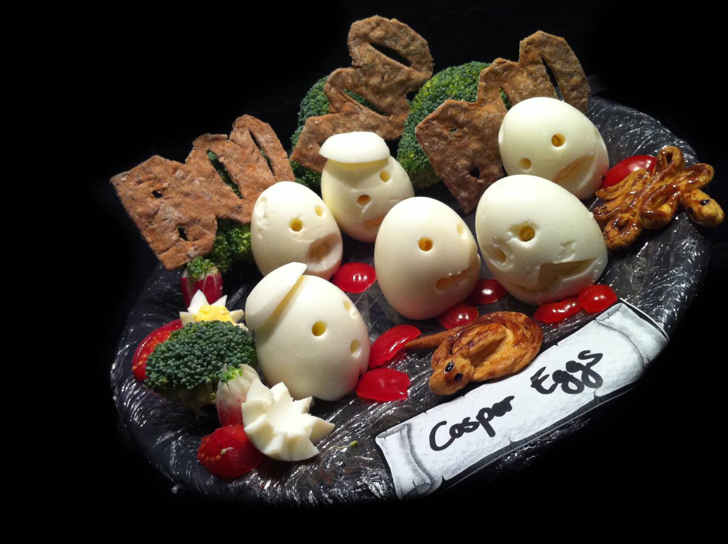Halloween casper eggs Recette Ptitchef Halloween casper eggs Recette Ptitchef