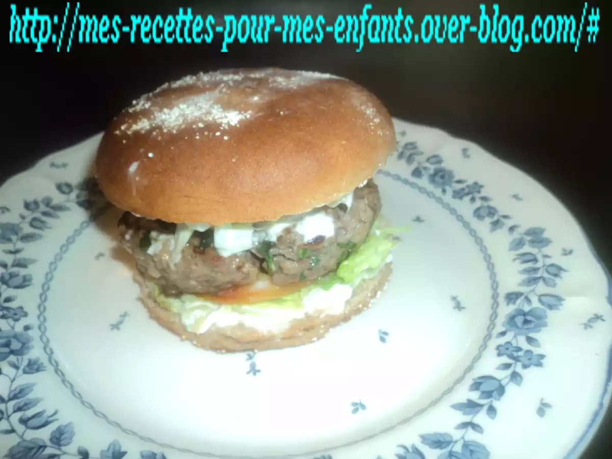 Hamburger à la farine complète et au keftas orientale