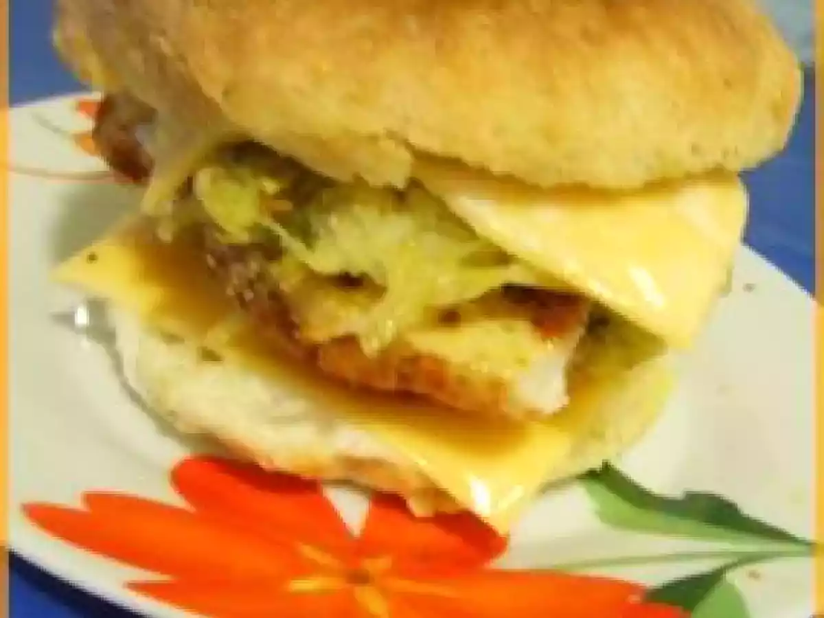 Hamburger maison au poulet façon mexicaine et rösti