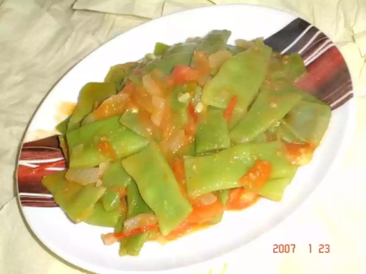 Haricots plats aux tomates
