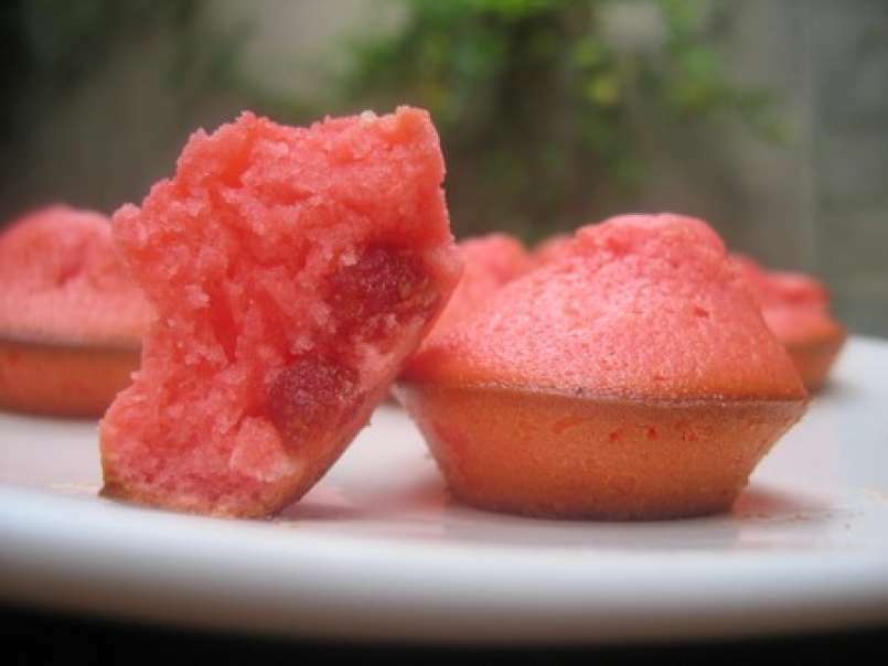 Hmmmmmm, des petits gateaux tout roses à la fraise séchée... - photo 2