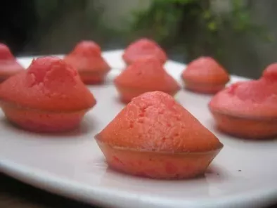 Hmmmmmm, des petits gateaux tout roses à la fraise séchée...