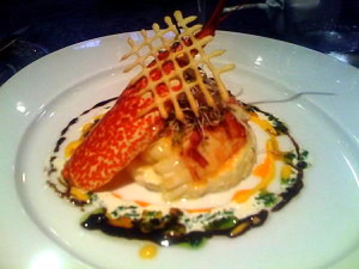 Homard à la rémoulade de chou-fleur