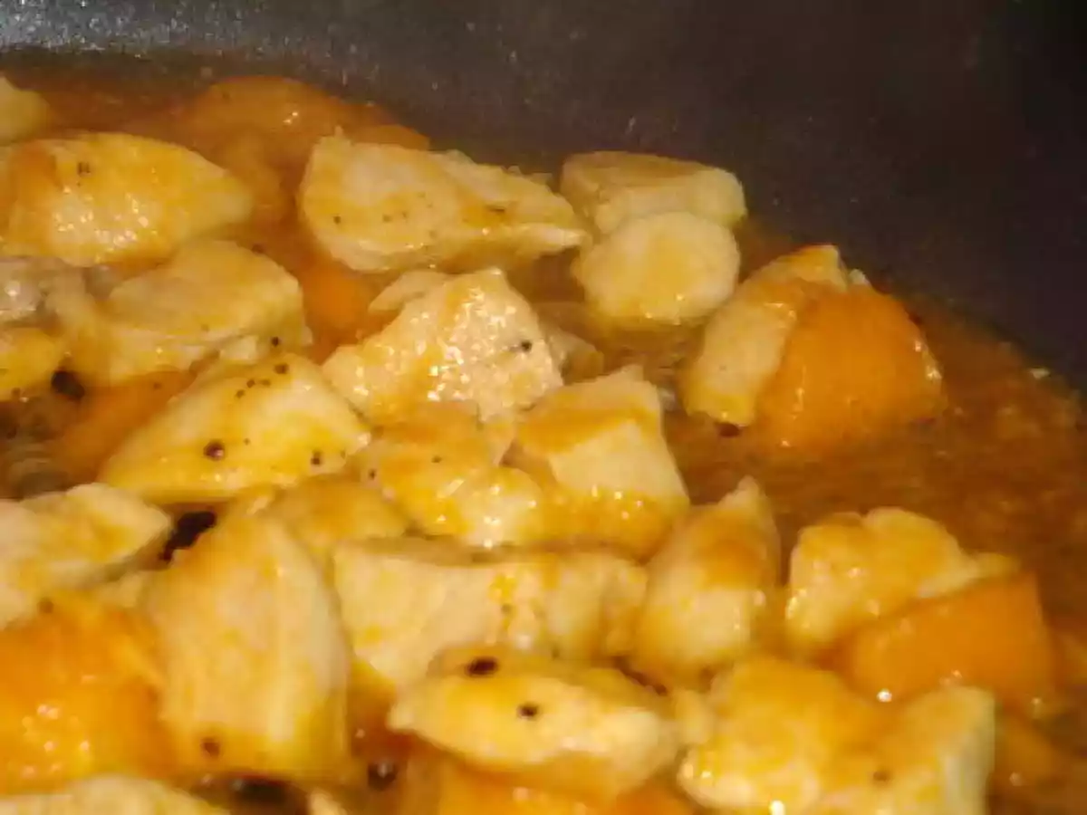 Hommage à nos amis bretons ... ou le poulet aux abricots et au chouchen (hydromel)