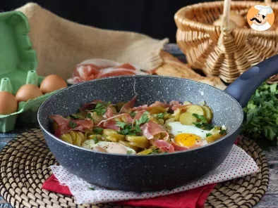 Huevos rotos, la recette espagnole super facile à faire à base de pommes de terre et d'œufs, photo 5