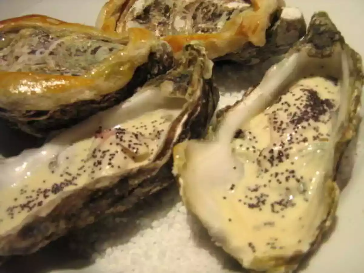 Huîtres chaudes sauce aux lardons