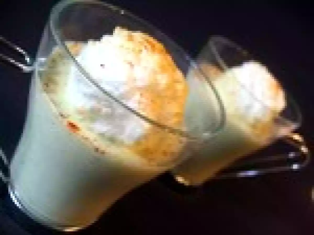 Iles flottantes au piment d'Espelette et crème d'asperges vertes - photo 2