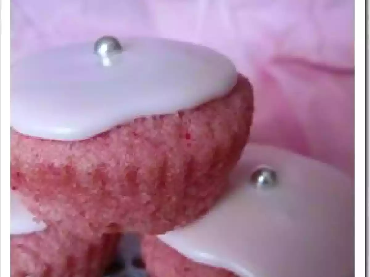 Irrésistibles petits muffins aux biscuits roses...