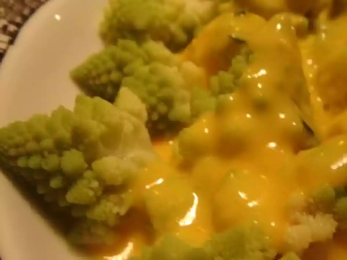 Je ne résiste pas... à mon plat de Chou Romanesco cheddar et romarin !
