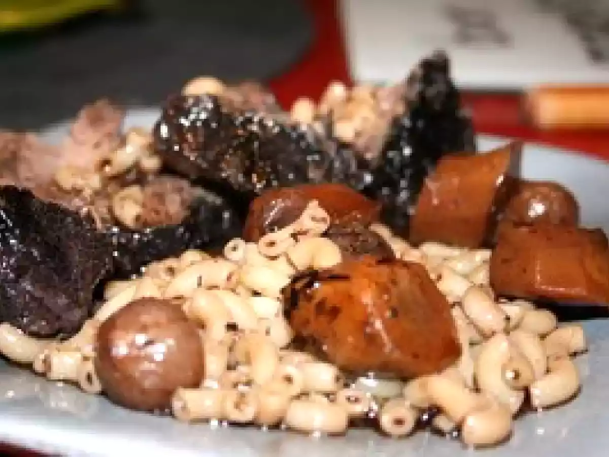 Joue de boeuf confite aux coquillettes