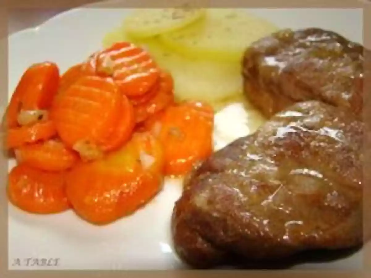 JOUES DE PORC A LA BIERE ET CAROTTES AU MIEL