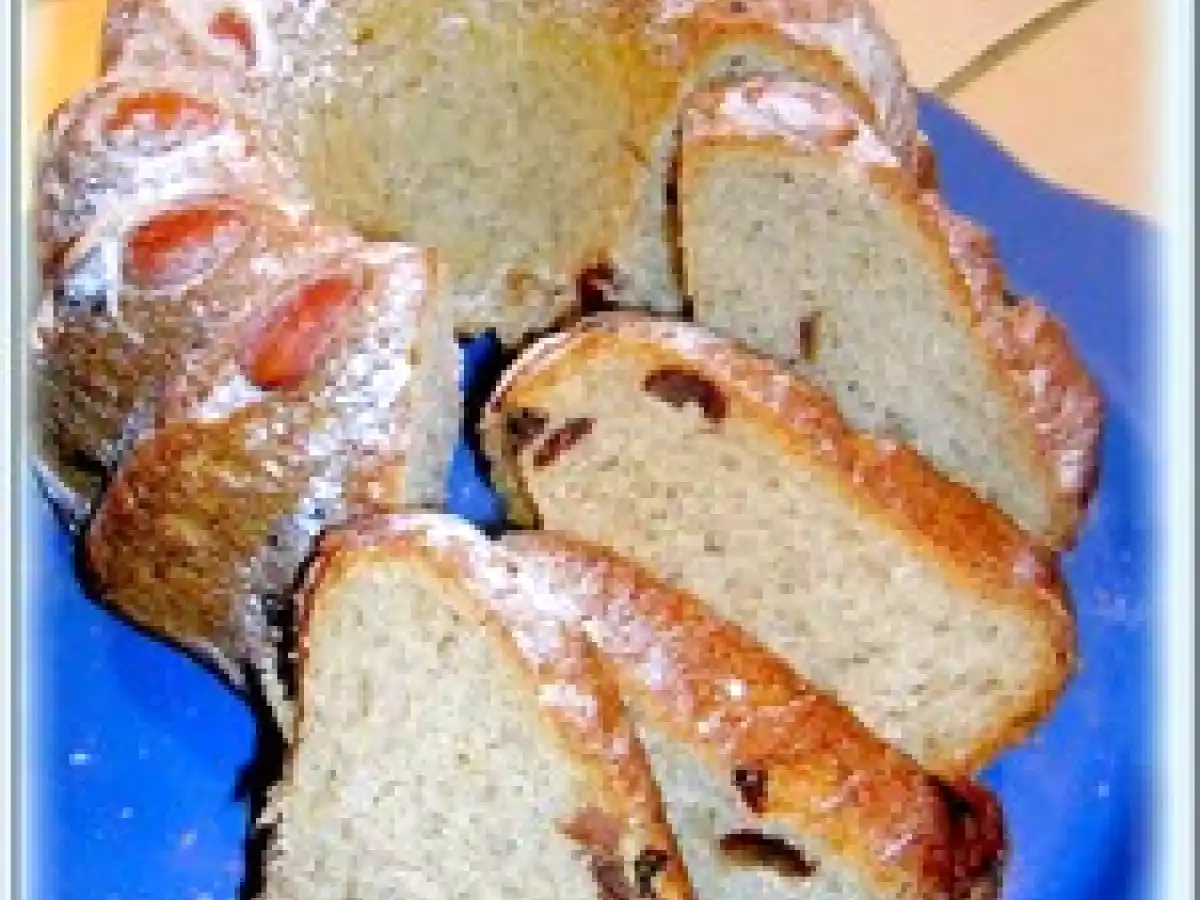 KOUGELHOPF AUX DATTES : SANS OEUF, SANS MATIERE GRASSE