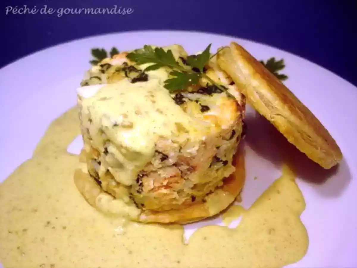 Koulibiac de saumon, sauce moutarde au curry