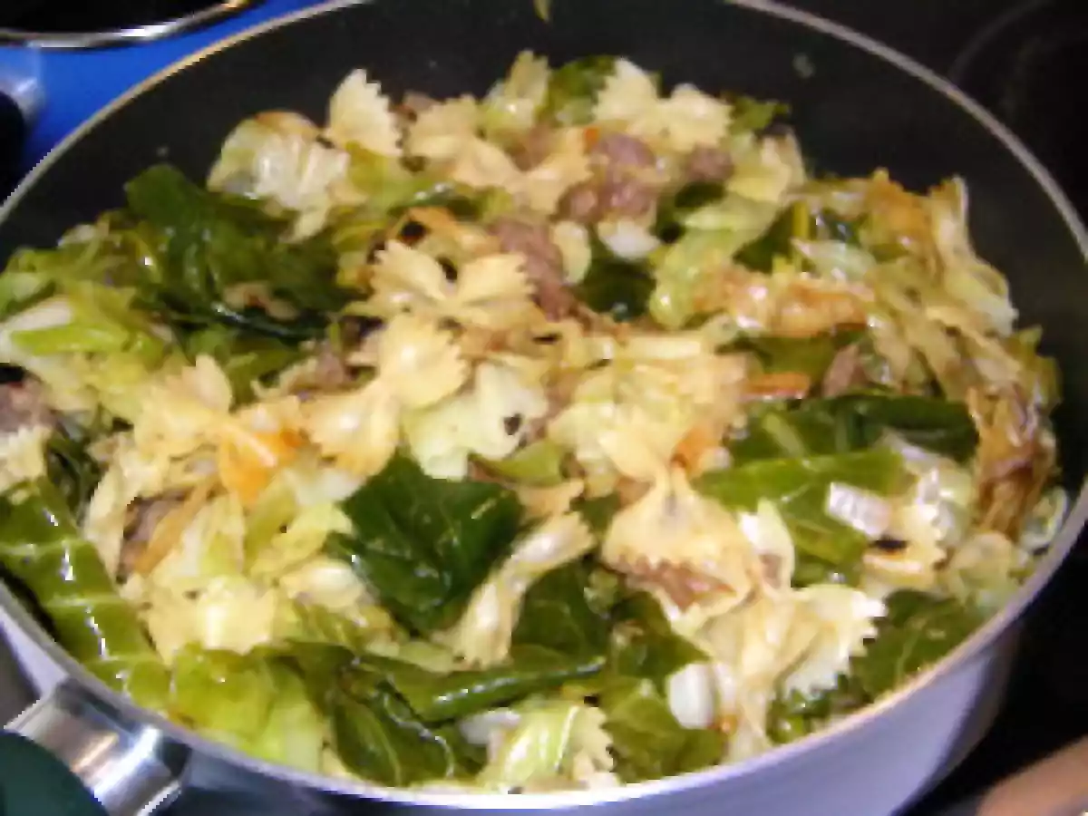 Krautfleckerl ou poêlée à base de chou pointu