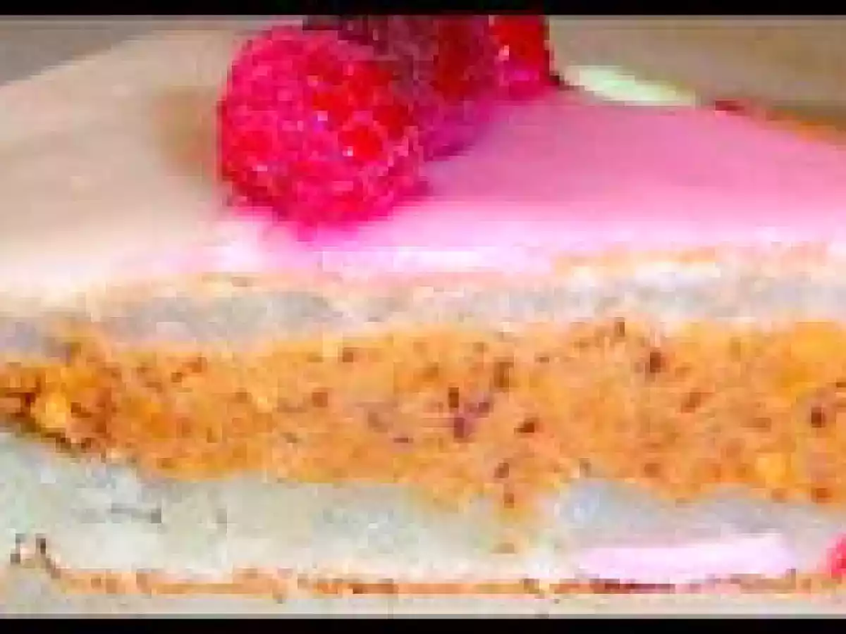 L'Ecureuil : du biscuit, du praliné, de la pâte d'amandes.. - photo 4