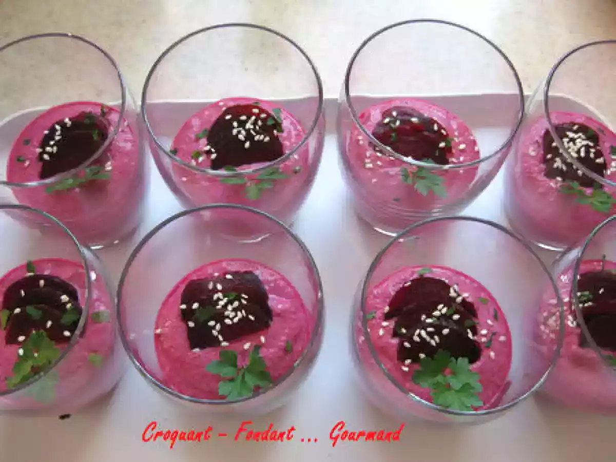 L'ENTRÉE : Crème de Betterave et son Tartare