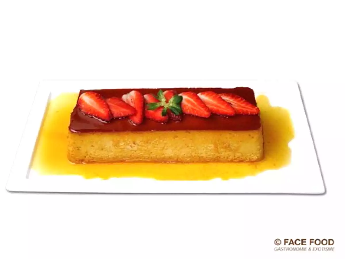 La crème renversée à la noix de muscade et à la fleur d' oranger de Maman Aïda.....