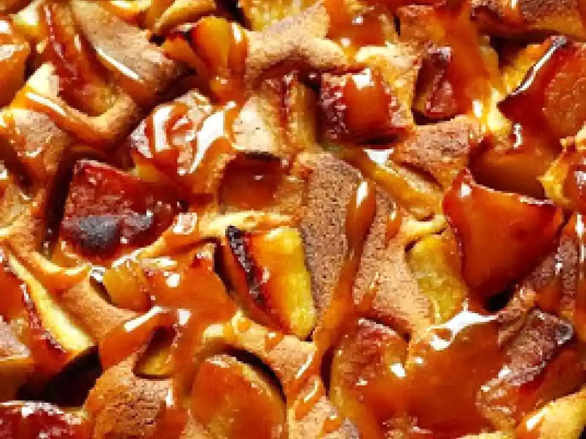 La flognarde aux pommes sous le caramel
