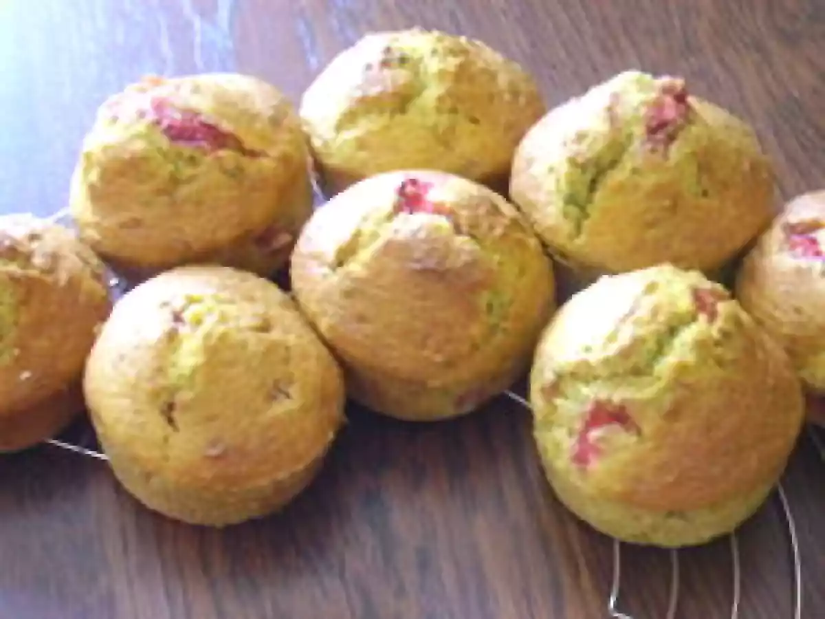 La fraise saison 3 ou plus.....en sucrée pour le goûter ou le pique-nique..