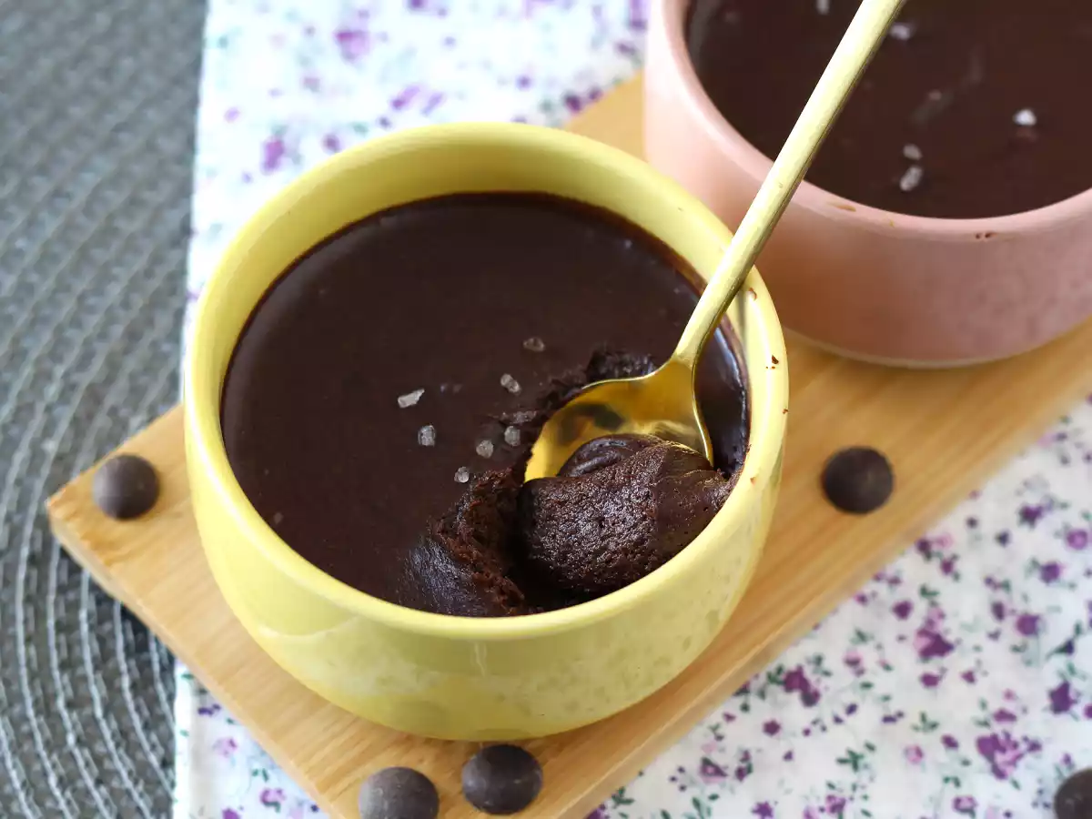 La mousse au chocolat parfaite, ultra gourmande avec une pointe de sel