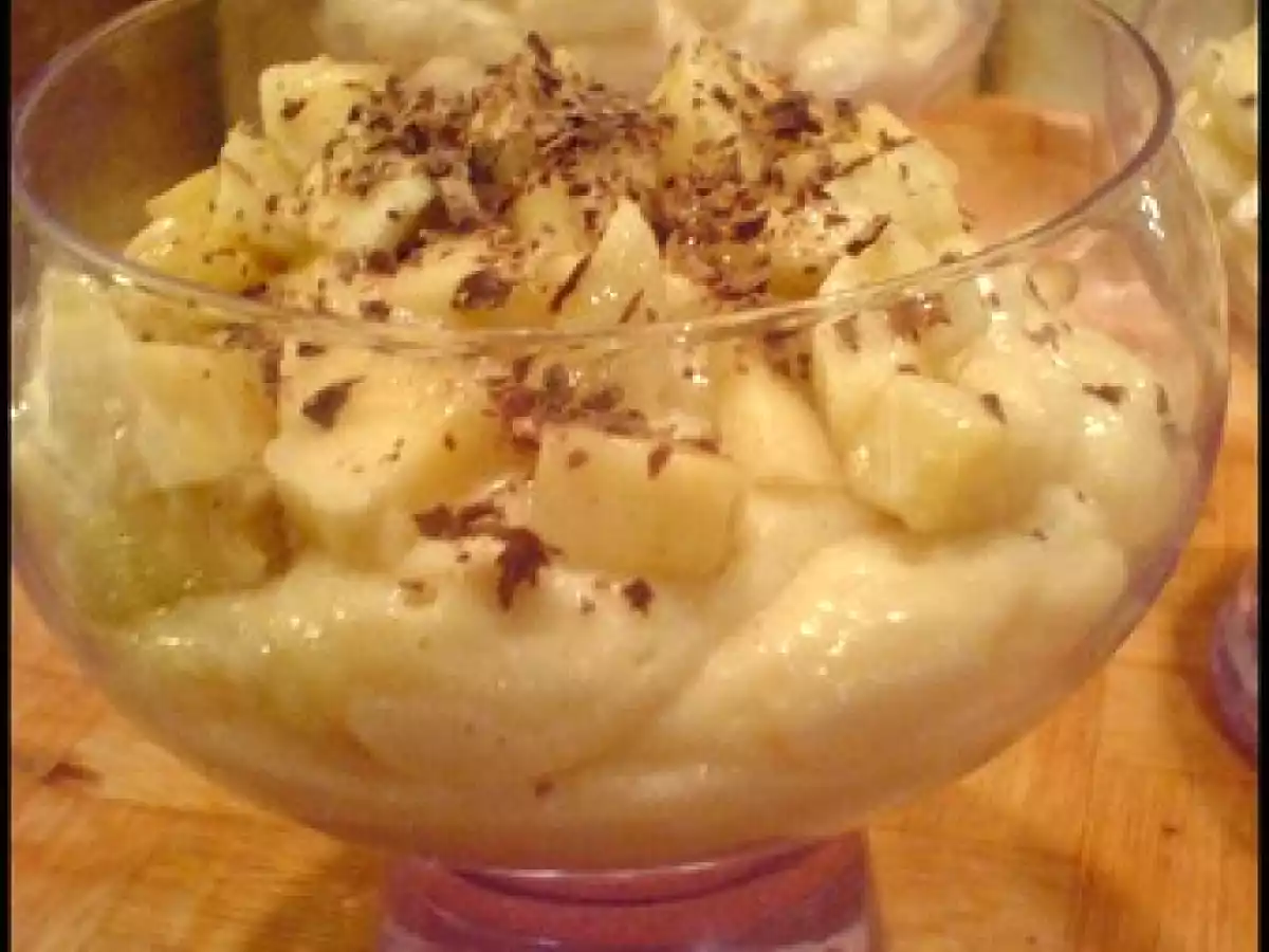 La mousse gourmande à la crème de noix de coco et ses bananes en verrines