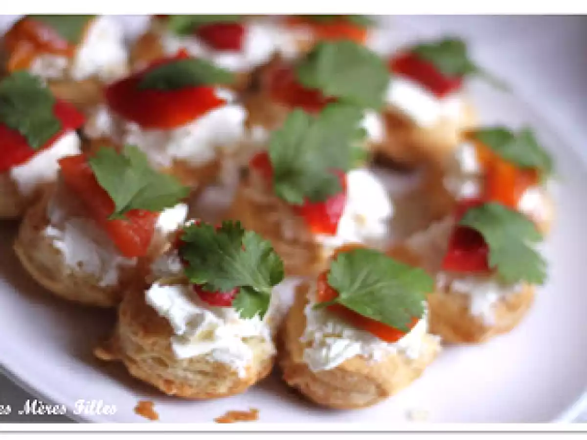 La recette Chèvre : Feuilletés au Chèvre et Poivrons