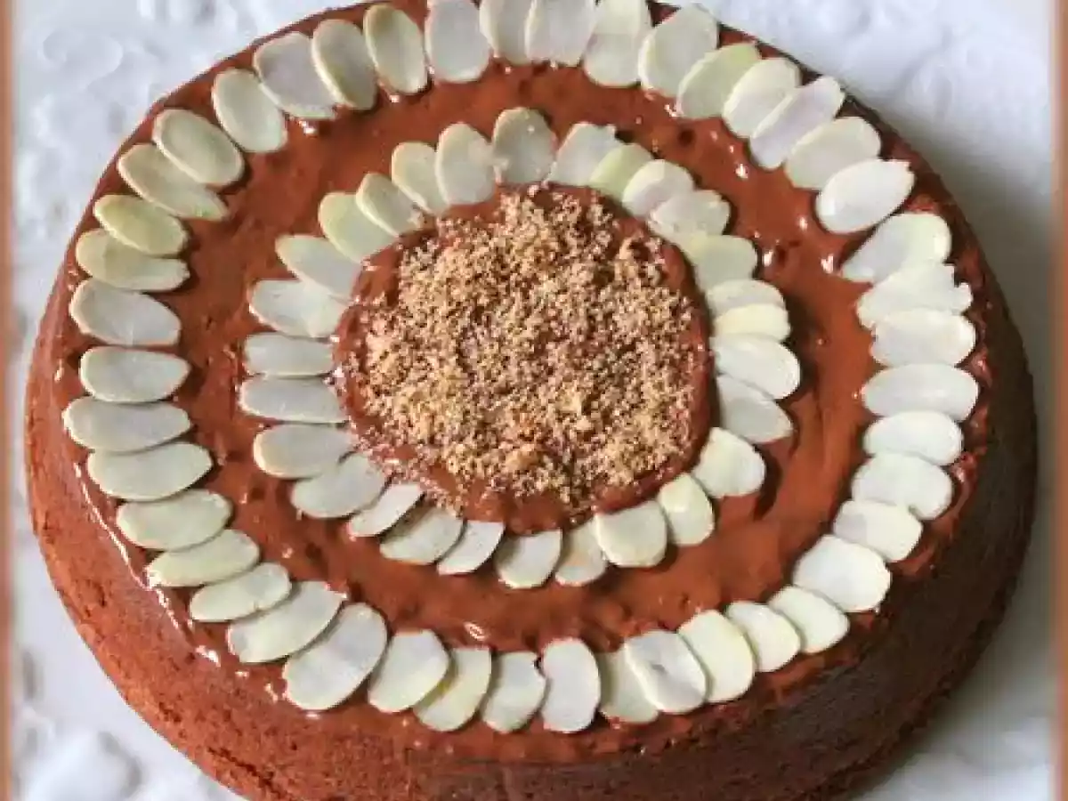 La reine de Saba...un délice de chocolat et d'amande.