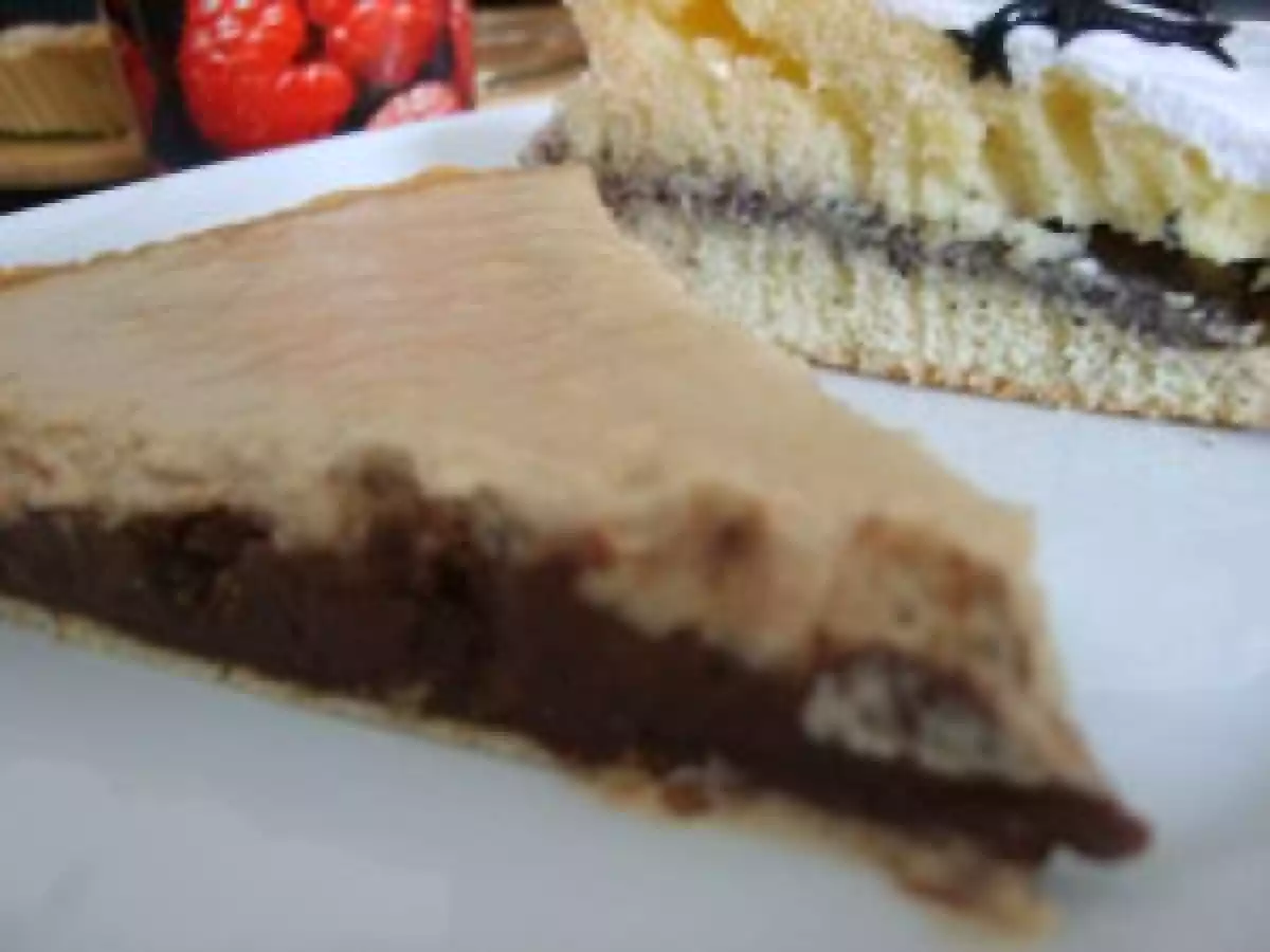 La Tarte de tous les délices: chocolat corsé, nougatine et mousse de mascarpone