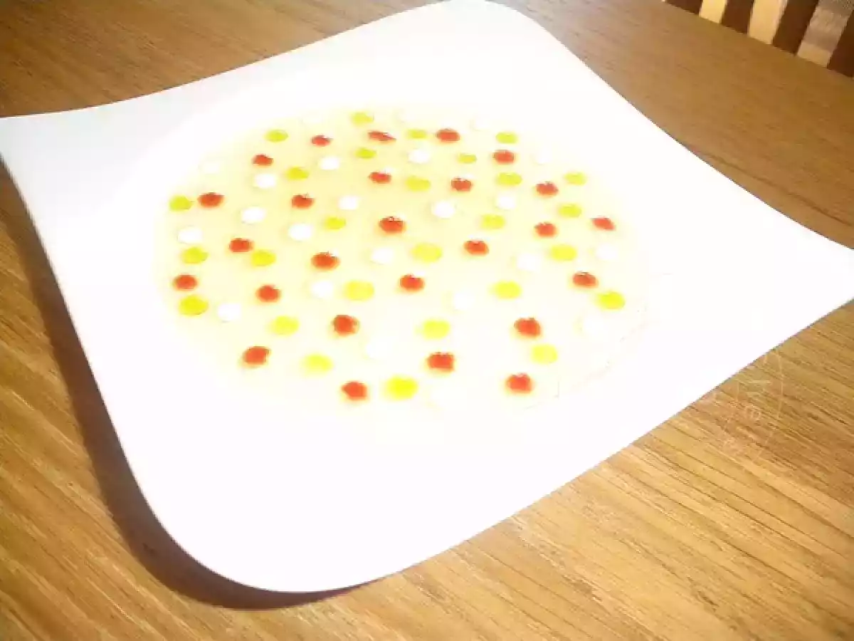 La tomate mozzarella, fine gelée au parfum de basilic - photo 2