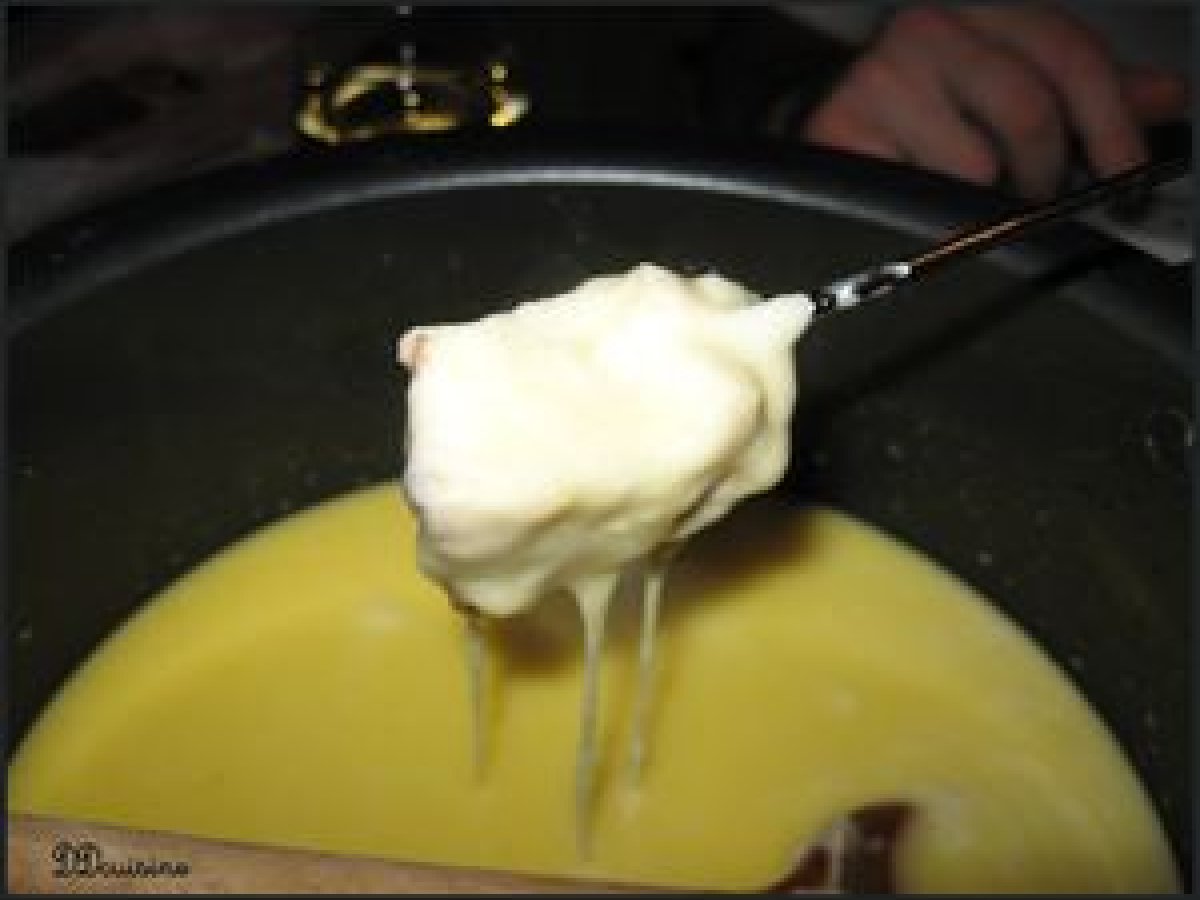 La vraie fondue jurassienne (fondue des trois cantons) ! plus que