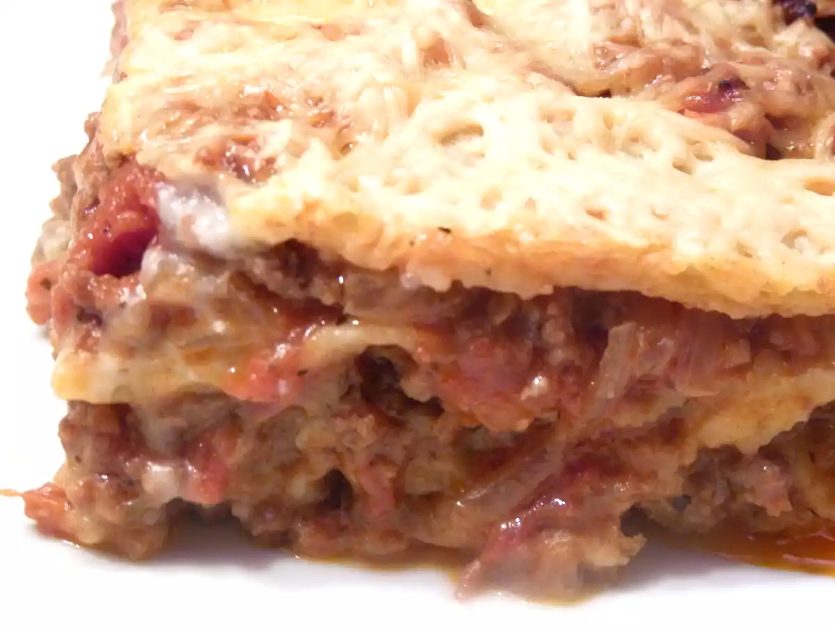 Lasagne à la bolognaise avec pâtes maison