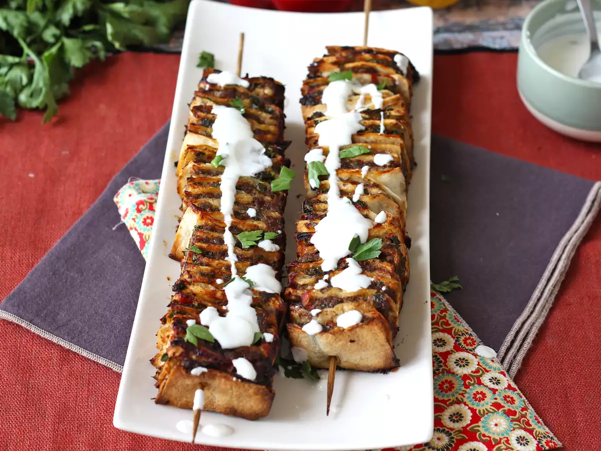 Lavash kebab avec des tortillas, les fameuses brochettes faciles cuites au four! - photo 7