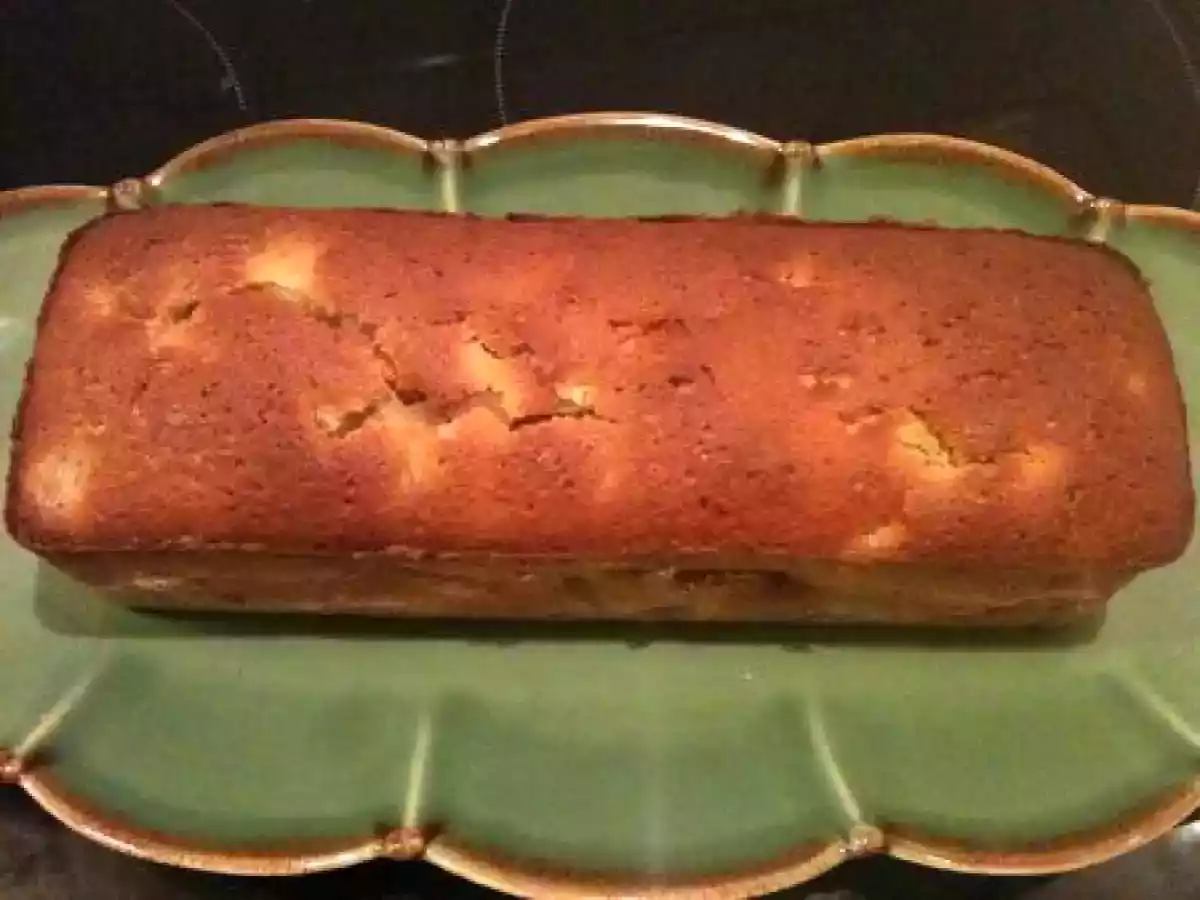 Le cake aux poires caramélisées