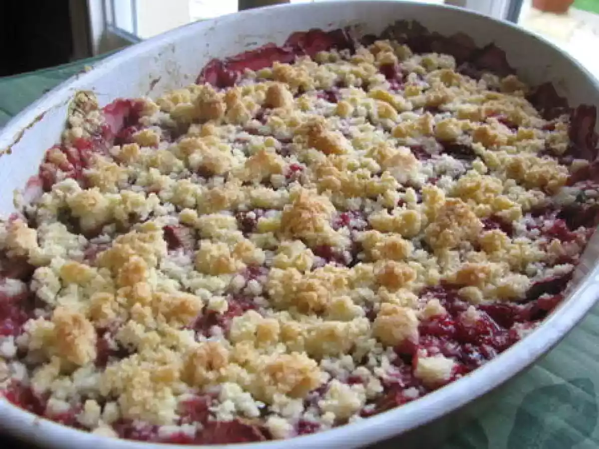 Le crumble rhubarbe / framboise