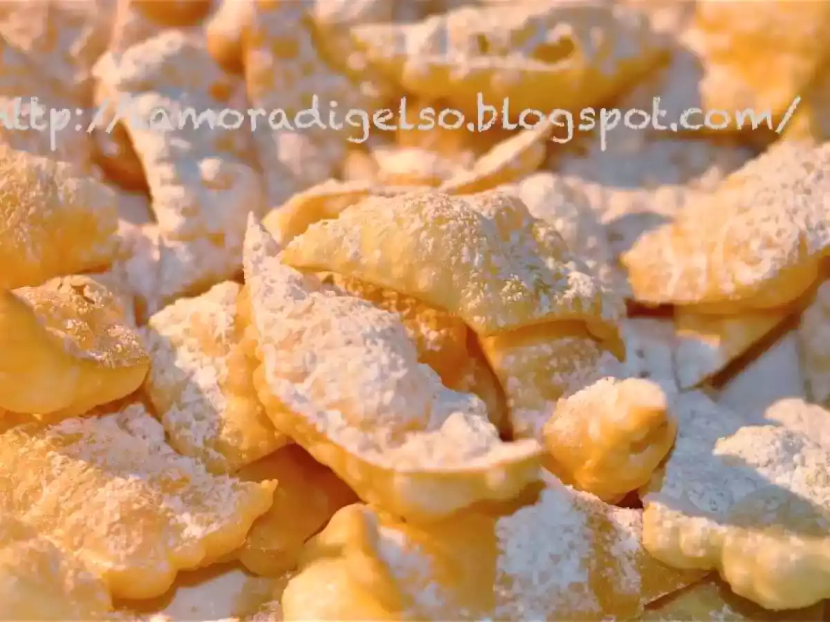 Le frappe di carnevale ou les beignets de carnaval