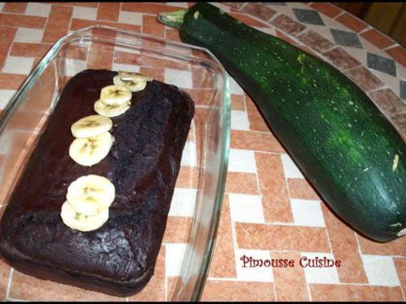 Le gâteau au chocolat à la courgette et banane, photo 1