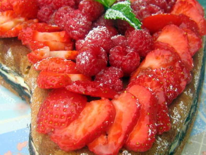 Le gâteau au coco et fruits rouges - photo 2