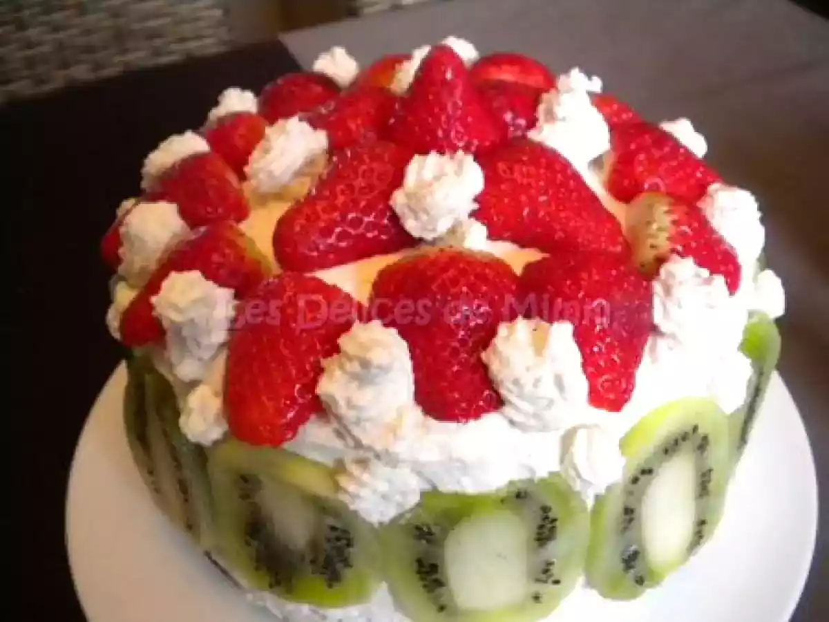 Le gâteau Chantilly, fraises, kiwis de Stéphanie
